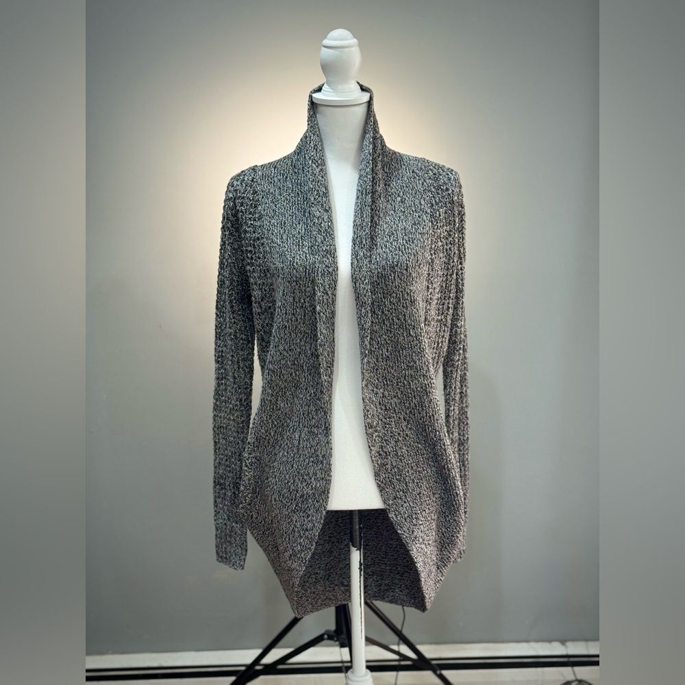 SALE! Gray No Boundaries Open Sweater Size 11 Juniors EUC